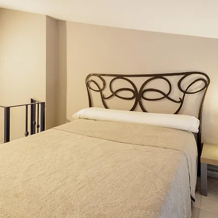 Gavidia Center Premium